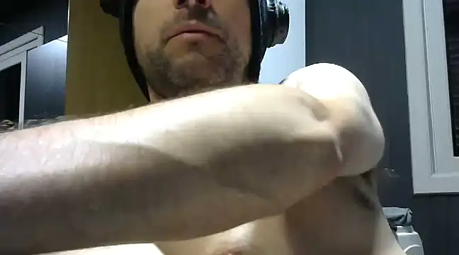 Snapshot of gauchors20 chatting on December 2024 10:56:02 AM gauchors20 online show from December 2024 10:56:02 AM