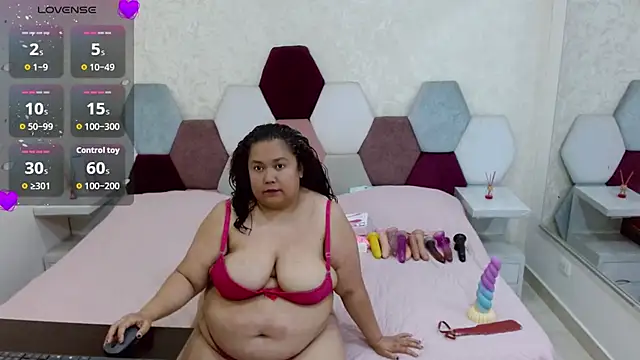 Snapshot of angel_blue chatting on September 2025 03:38:01 PM angel blue online show from September 2025 03:38:01 PM