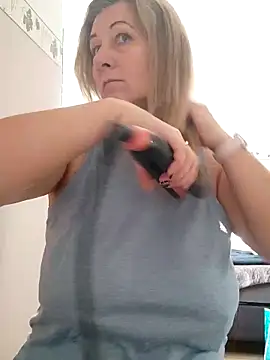 Elza01 online show from September 2025 06:29:01 AM