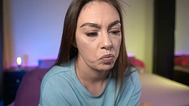 TiffanyPierce online show from February 2026 09:15:02 PM