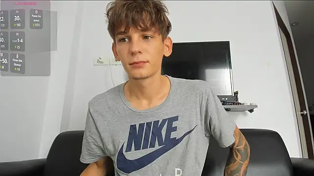 MiracleCam online show from March 2026 02:40:02 AM