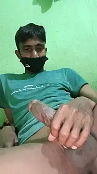 Snapshot of hq9870a chatting on January 2025 07:13:02 AM hq9870a online show from January 2025 07:13:02 AM