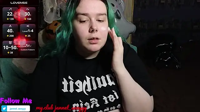 JannetPie online show from October 2025 02:31:01 PM