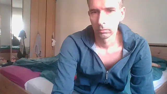 Geiler-boy313 online show from April 2026 08:59:01 AM