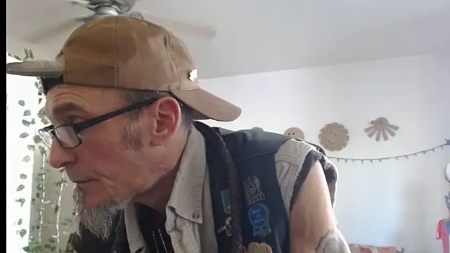 Snapshot of mycock2474u chatting on February 2025 12:49:02 AM mycock2474u online show from February 2025 12:49:02 AM