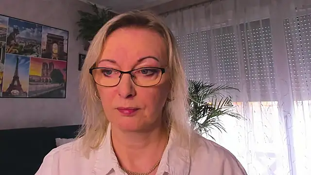 vanessa chat online show from March 2026 02:21:02 PM