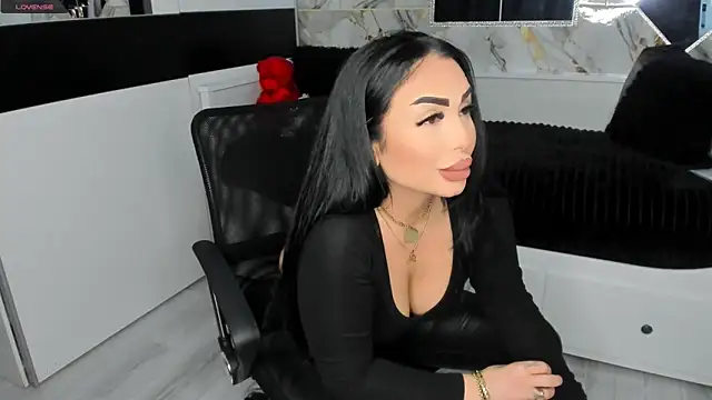 Snapshot of mistress_meryem chatting on March 2025 11:42:02 PM mistress meryem online show from March 2025 11:42:02 PM