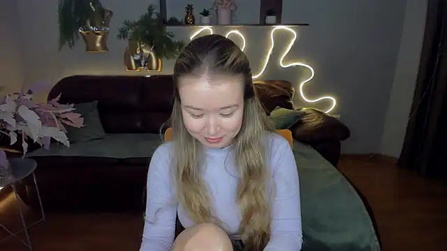 PollyOcean online show from March 2025 01:51:01 PM