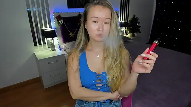 PollyOcean online show from December 2025 10:55:01 AM