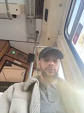 Lionayowe online show from March 2026 04:21:01 PM