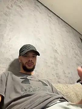 Lionayowe online show from April 2026 08:55:02 PM