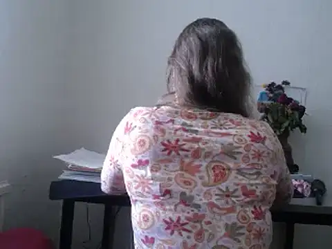 Snapshot of Milana235 chatting on February 2025 08:32:02 AM Milana235 online show from February 2025 08:32:02 AM