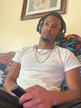 Snapshot of Tristris100 chatting on September 2025 07:58:02 PM Tristris100 online show from September 2025 07:58:02 PM