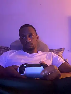 Snapshot of Tristris100 chatting on October 2025 02:00:02 AM Tristris100 online show from October 2025 02:00:02 AM