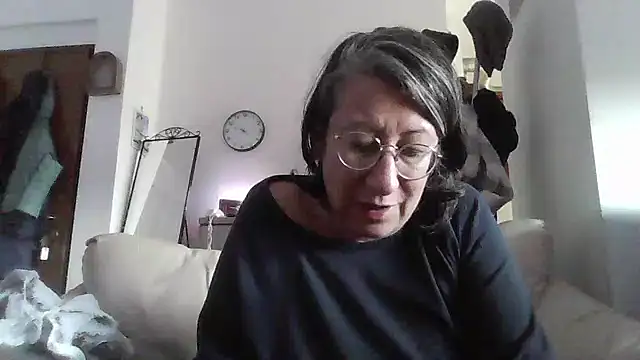 Snapshot of milkarock chatting on January 2025 08:36:01 AM milkarock online show from January 2025 08:36:01 AM