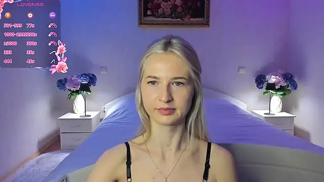 Snapshot of AnnaCarrera chatting on April 2026 08:26:01 PM AnnaCarrera online show from April 2026 08:26:01 PM