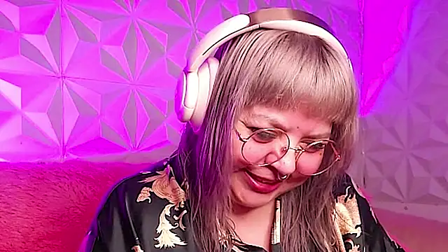 Satyn doll online show from November 2025 12:53:01 AM