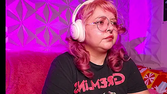 Snapshot of Satyn_doll chatting on January 2026 01:09:01 AM Satyn doll online show from January 2026 01:09:01 AM