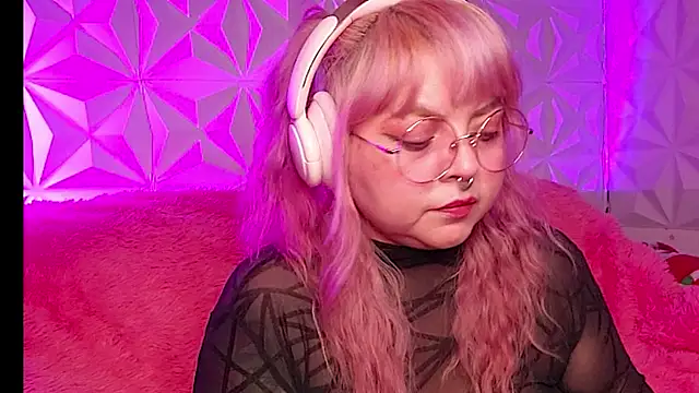 Snapshot of Satyn_doll chatting on January 2026 12:49:02 AM Satyn doll online show from January 2026 12:49:02 AM