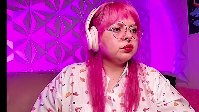 Snapshot of Satyn_doll chatting on February 2026 12:04:02 AM Satyn doll online show from February 2026 12:04:02 AM