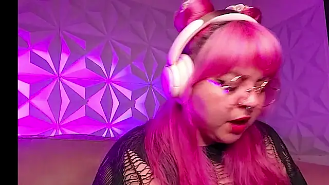 Snapshot of Satyn_doll chatting on February 2026 12:05:02 AM Satyn doll online show from February 2026 12:05:02 AM