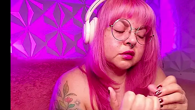 Snapshot of Satyn_doll chatting on February 2026 03:47:02 AM Satyn doll online show from February 2026 03:47:02 AM