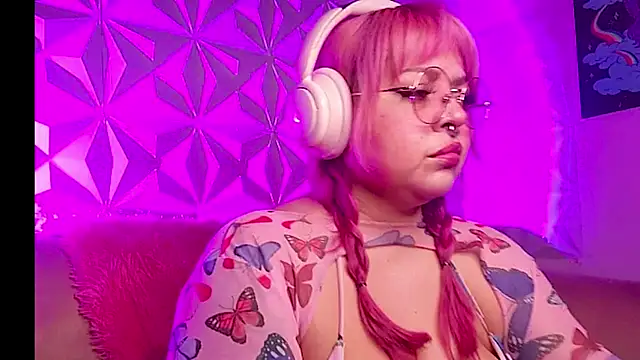 Snapshot of Satyn_doll chatting on February 2026 09:44:01 PM Satyn doll online show from February 2026 09:44:01 PM