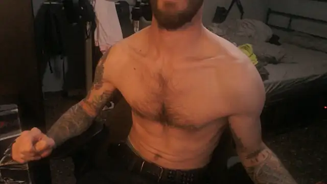 SexxxyLouis online show from April 2026 04:23:01 PM