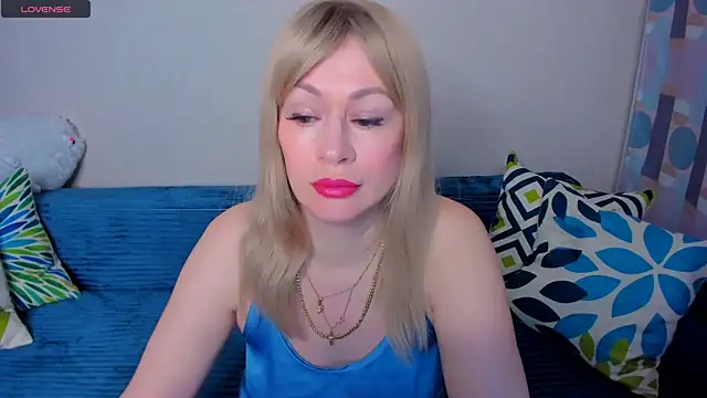 EllenMoore online show from April 2026 03:13:01 AM