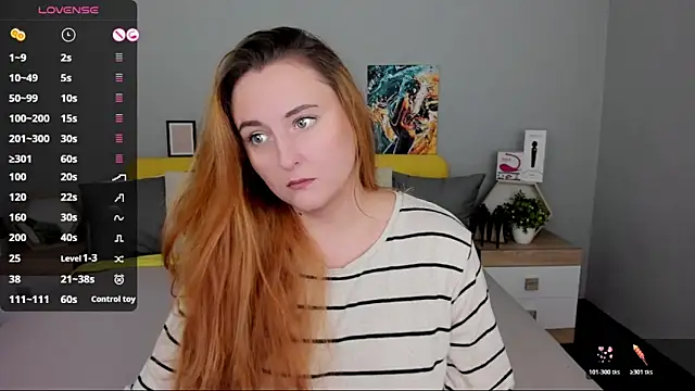 BabeLessi online show from October 2025 06:36:01 PM