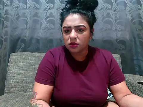 indianishkq7 online show from December 2024 01:02:02 PM