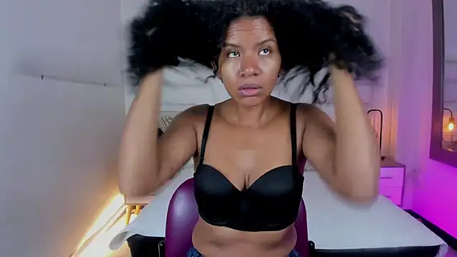 Ellie Alves online show from February 2025 12:27:01 PM