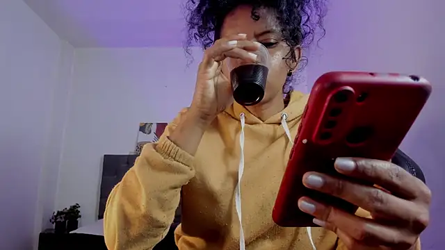 Ellie Alves online show from November 2025 02:26:01 PM