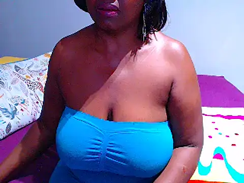 Snapshot of BootyliciousAssxxx chatting on December 2024 12:19:02 AM BootyliciousAssxxx online show from December 2024 12:19:02 AM