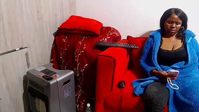 Snapshot of BootyliciousAssxxx chatting on November 2025 04:39:01 PM BootyliciousAssxxx online show from November 2025 04:39:01 PM