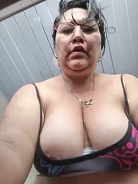 Brenda Berck  online show from May 2026 12:23:01 PM