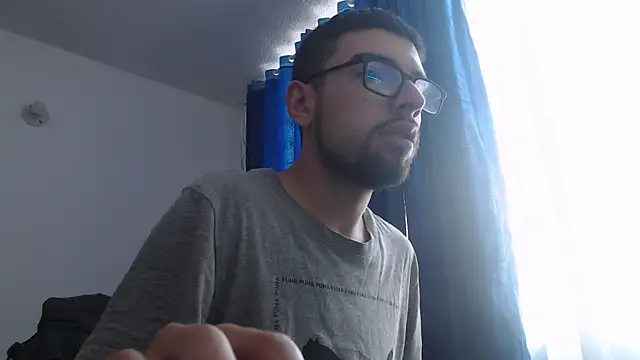 Snapshot of fvckolombianguyy chatting on February 2025 02:13:01 PM fvckolombianguyy online show from February 2025 02:13:01 PM