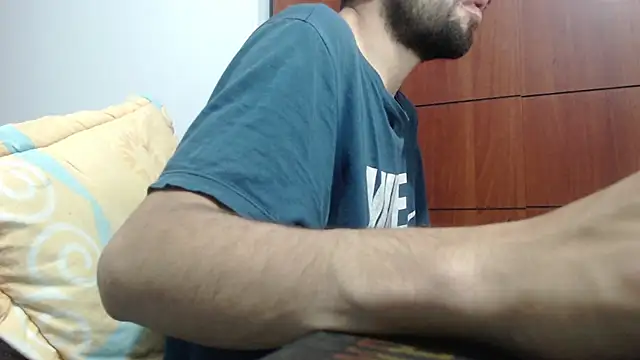 Snapshot of fvckolombianguyy chatting on February 2025 01:25:02 AM fvckolombianguyy online show from February 2025 01:25:02 AM