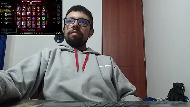 Snapshot of fvckolombianguyy chatting on February 2025 03:53:01 AM fvckolombianguyy online show from February 2025 03:53:01 AM