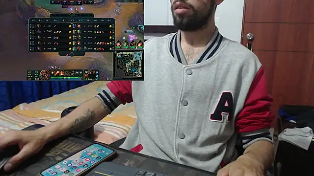 Snapshot of fvckolombianguyy chatting on March 2025 06:50:01 PM fvckolombianguyy online show from March 2025 06:50:01 PM