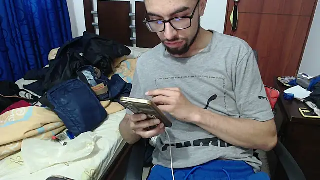 Snapshot of fvckolombianguyy chatting on March 2025 10:10:02 PM fvckolombianguyy online show from March 2025 10:10:02 PM