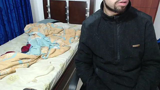 Snapshot of fvckolombianguyy chatting on March 2025 01:17:02 AM fvckolombianguyy online show from March 2025 01:17:02 AM