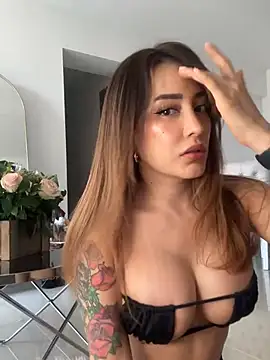 CATALINA RESTREPO online show from December 2024 06:46:02 PM