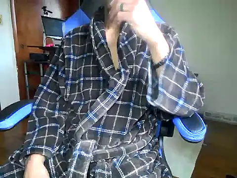 longdick4you8686 online show from February 2025 08:11:01 PM