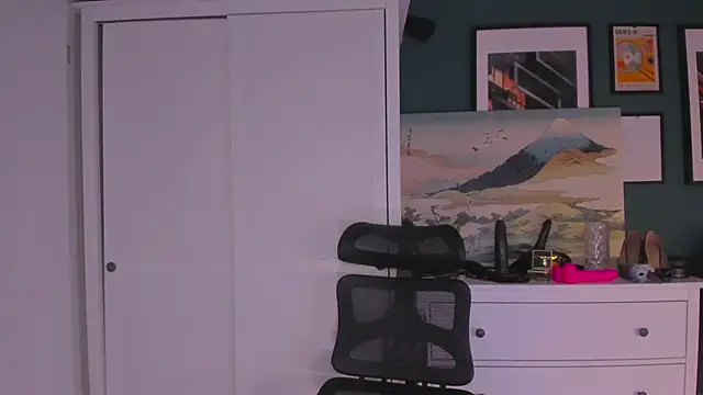 Snapshot of 1Sandy chatting on October 2025 03:57:02 PM 1Sandy online show from October 2025 03:57:02 PM