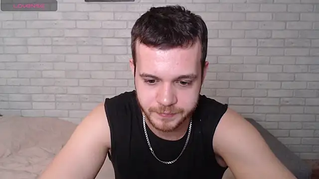 Snapshot of Alexxx_horny chatting on April 2026 11:01:02 AM Alexxx horny online show from April 2026 11:01:02 AM