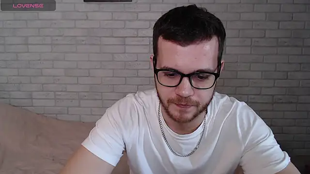 Snapshot of Alexxx_horny chatting on April 2026 12:14:02 PM Alexxx horny online show from April 2026 12:14:02 PM