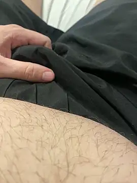 Snapshot of tunneltom chatting on February 2026 04:35:01 PM tunneltom online show from February 2026 04:35:01 PM