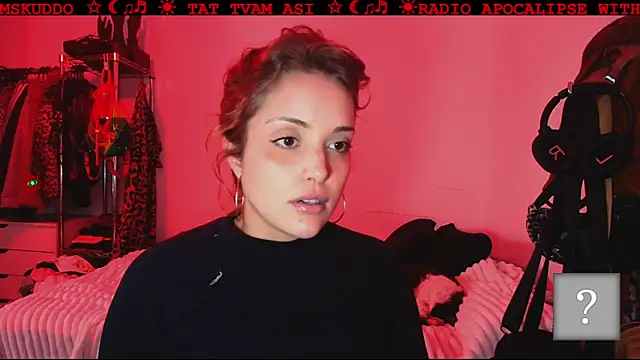 Snapshot of mskuddo chatting on September 2025 04:43:01 PM mskuddo online show from September 2025 04:43:01 PM