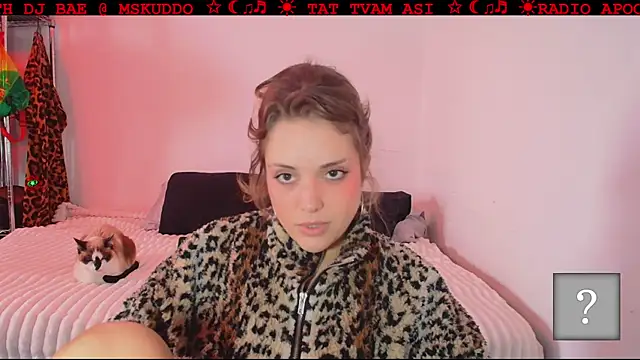 Snapshot of mskuddo chatting on September 2025 05:05:02 PM mskuddo online show from September 2025 05:05:02 PM